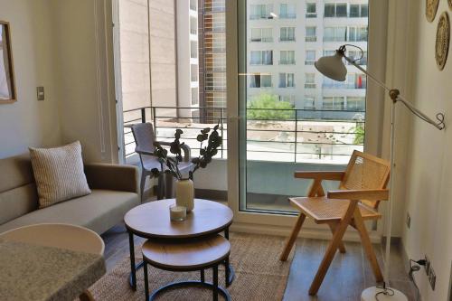 Downtown Santiago Apartamento | HOM I Dpto 1D1B 2PAX Cerca del Movistar Arena