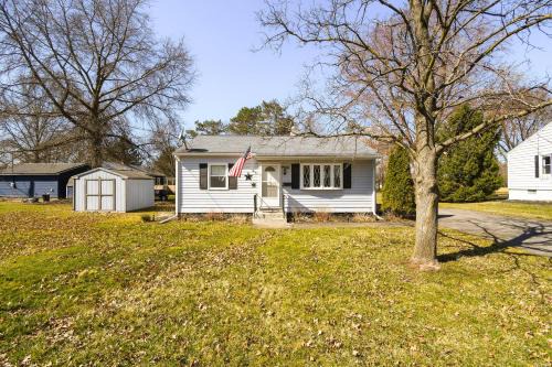 Seneca Falls Casa | Home 1 Mi to Its A Wonderful Life Museum and Dtwn!