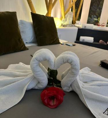 Bisceglie Cama Y Desayuno | HOME 3 Luxury Suite