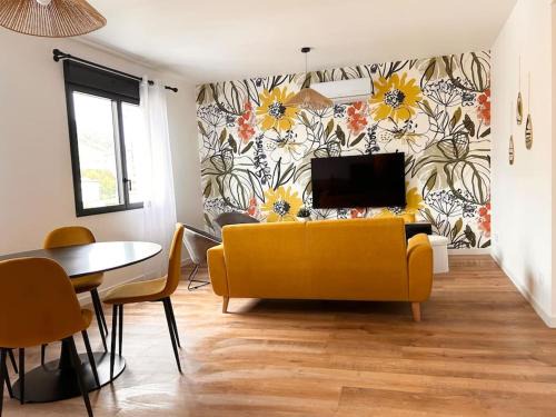 Saint-Leger-du-Bourg-Denis Apartamento | Home 724