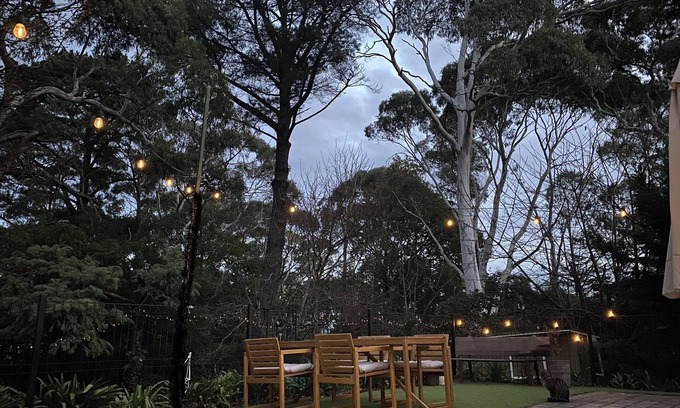 Crafers West Casa | Home among the gum trees, just 15 minutes from city centre