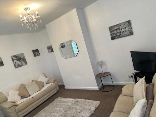 Eaglescliffe Casa | Home and Away