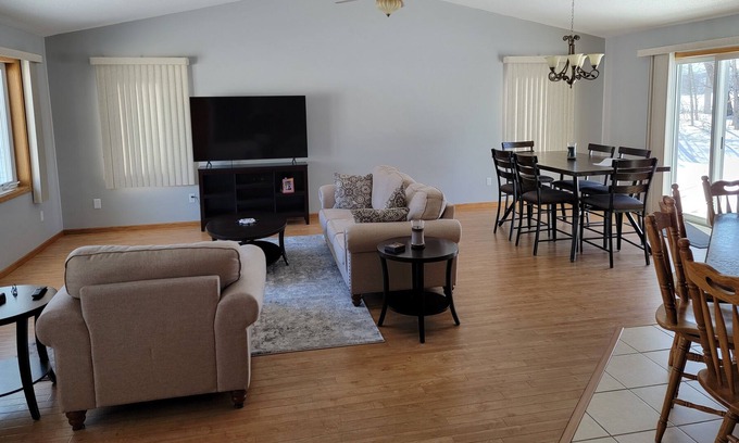 Detroit Lakes Casa | Home at Long Bridge in Detroit Lakes