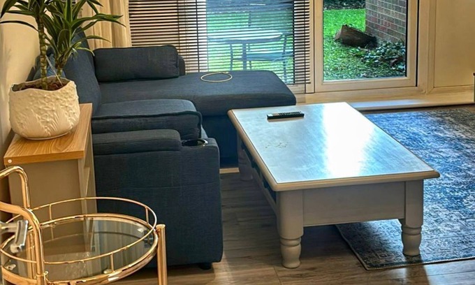 Langley Marish Apartamento | Home away, 30 mins to central London & 15 mins to Heathrow and Windsor.