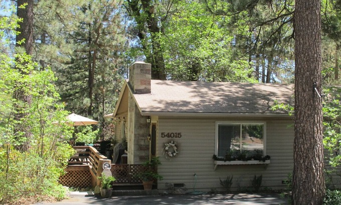 Idyllwild Casa | Hogar lejos del hogar en Idyllwild -Short a pie de pueblo y senderos
