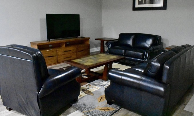 Terry Sanford Apartamento | Home away from Home Downtown Luxury Loft