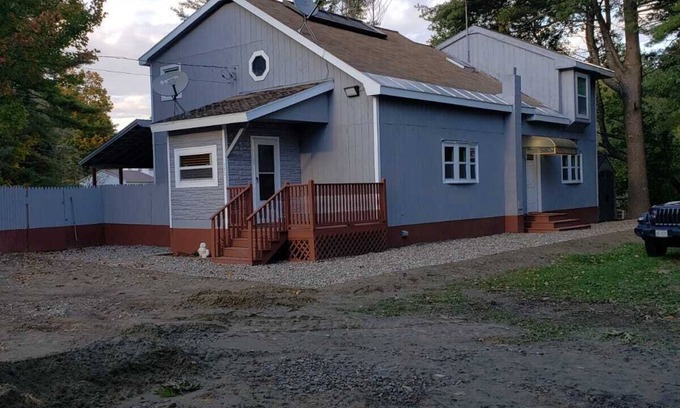 Mayfield Casa | home away from home close to lake and marina