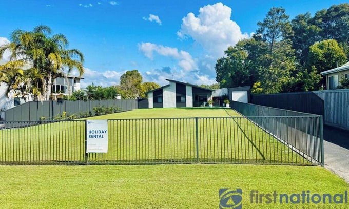 Woodgate Casa | Home Away from Home Escape & Relax