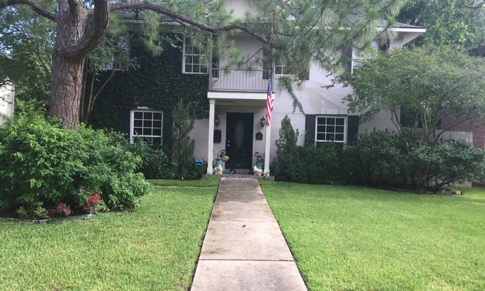 Bellaire Casa | Hogar lejos del hogar / Lujo en el corazón de Houston 8 minutos al centro médico / NRG