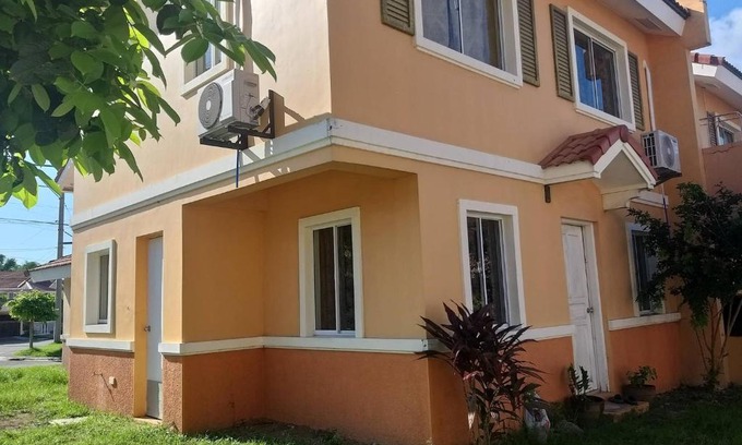 Batangas City Apartamento | Home Away From Home @ the Heart of Batangas City