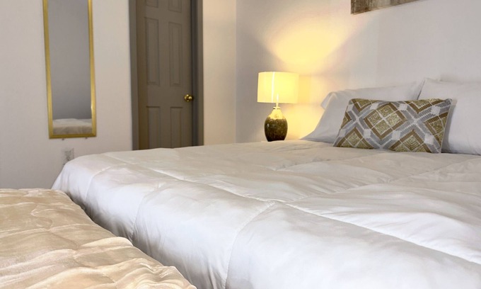 Eagle Pass Casa | Home Away From Home - 3 Bed/2 Bath - BEST VALUE