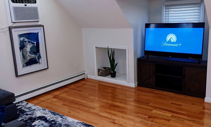Elmont Apartamento | Home away from home