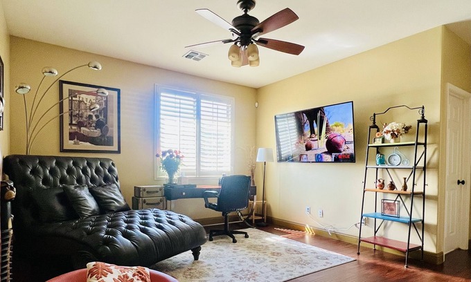 Glendale Casa | Home away from home❤️