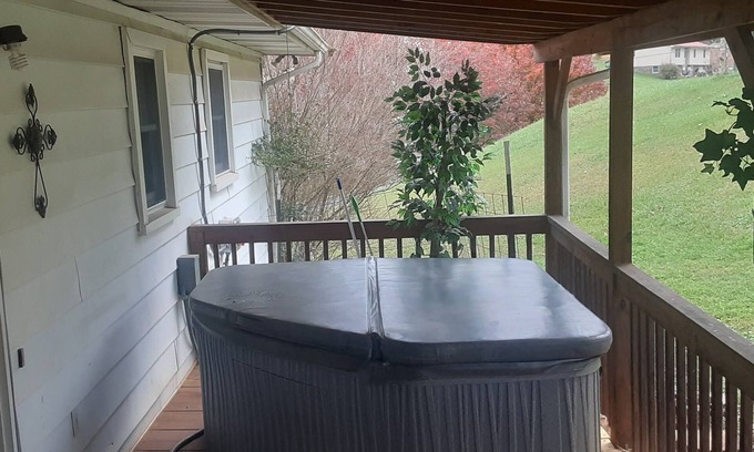 Honaker Casa | home away from home