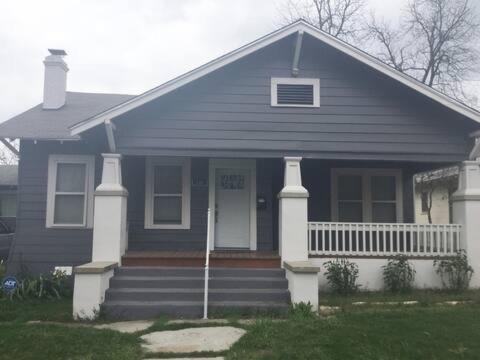 Highland Park Casa | Home away from home