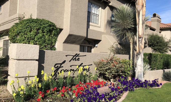Scottsdale Ranch Condominio | ¡Hogar lejos del hogar!