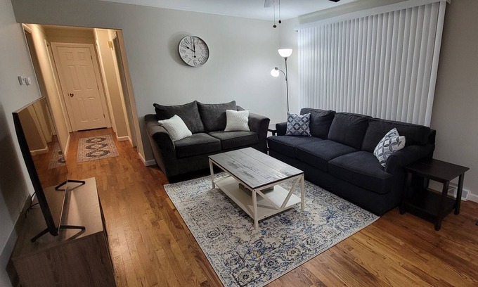 Ypsilanti Casa | Home Away From Home