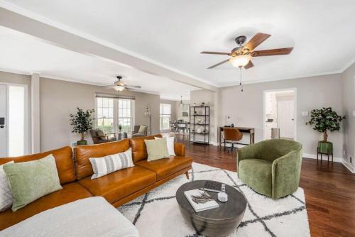 Macon Casa | Home Away from Home where Luxury meets Comfort