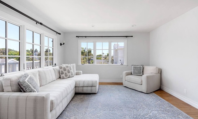 Tree Section Casa | Home away from home with great proximity to everything Manhattan Beach!