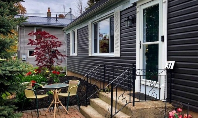 Welland Casa | Home Between Homes Too- Welland, ON
