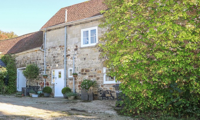 Crowborough Casa | HOME FARM HOUSE, pet friendly, luxury holiday cottage in Crowborough