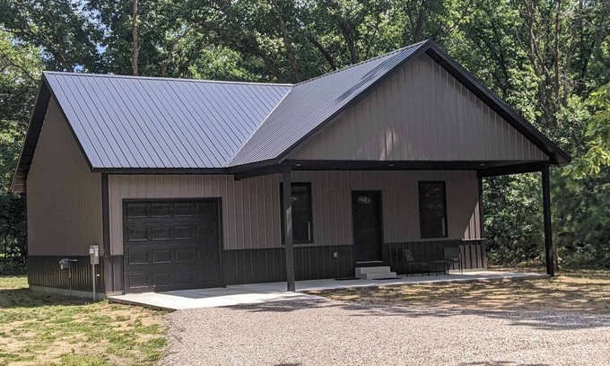 Brethren Cabaña | Home-Fishing,Hunting, hiking, golf,skiing,Atv's,Snowmobiling,Beach.