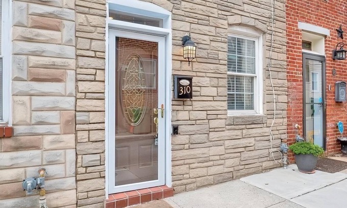 Canton Casa | Home for professionals