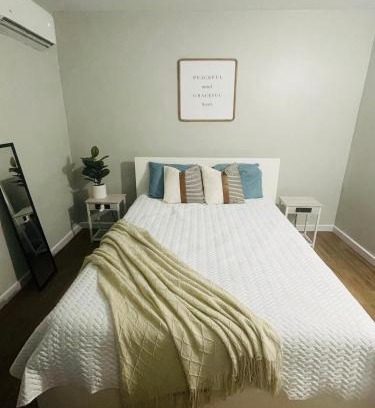 Anton Ruiz Casa | Home for your stay