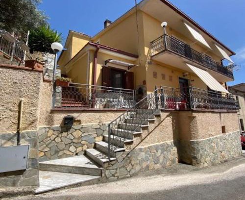 San Pietro in Guarano Apartamento | Home Igino&Rose