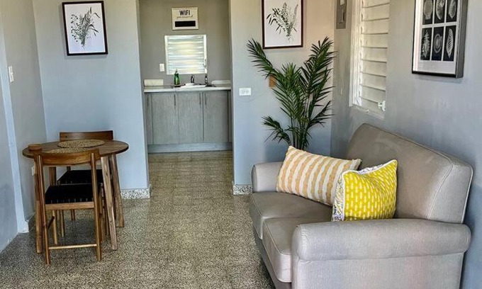 Ceiba Apartamento | Home in Ceiba near Ferry and Medio Mundo beach.