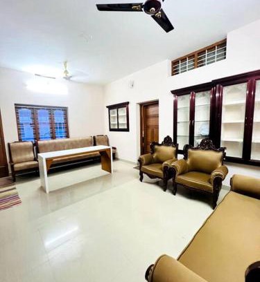 Guruvayur Casa | Home in Guruvayur-3 Bedroom(1AC)+Living+Kitch