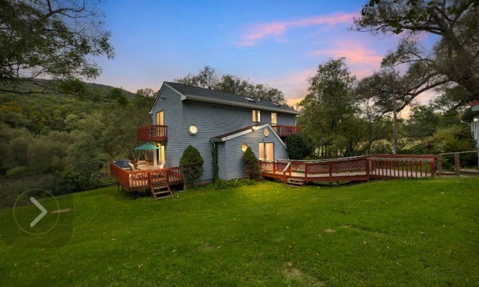 South Kortright Casa | Home in Hobart - Roxbury Near Skiing and Weddings.