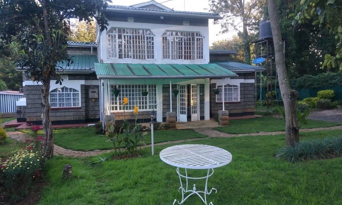 Nanyuki Casa | Inicio en suburbios frondosos de Nanyuki