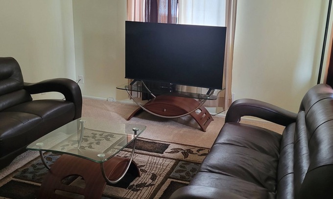 Sterling Heights Casa | Spacious 4-bedroom house in brilliant Sterling Heights with AC, WiFi