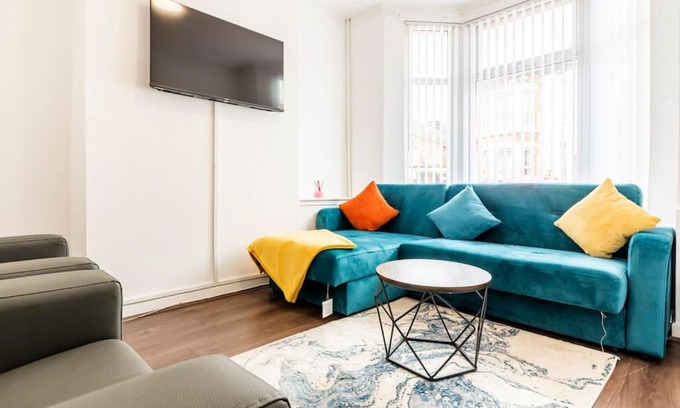 Bootle Apartamento | Home Near Anfield and Everton FC with FREE Parking