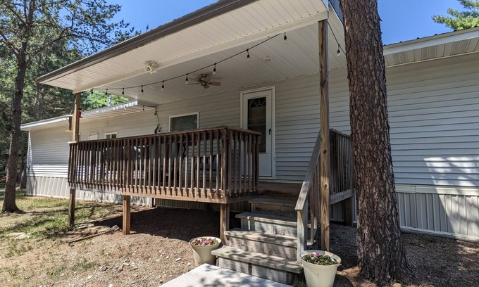 Friendship Casa | Home near Castle Rock Lake
