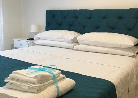 Sant' Ambrogio Apartamento | Home Pilastri Apartament