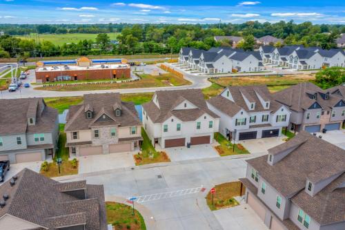 Highlands - Perkins Casa | Home Run Hideaway by LSU Alex Box Stadium - BC1027