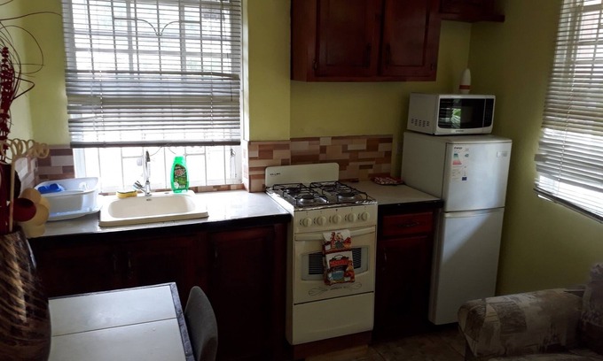 Roseau Apartamento | Home Style Apartments su hogar lejos del hogar apartamento a solo 5 minutos
