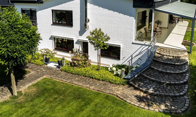 Niederkruechten Apartamento | Home Suite Home cerca de la frontera NL