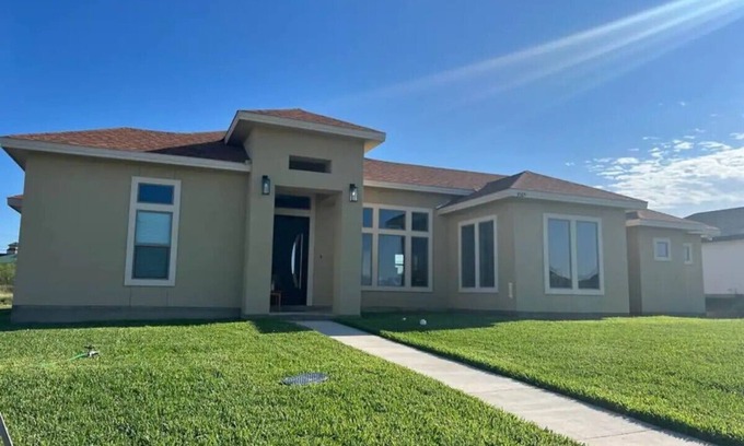 Eagle Pass Casa | Home Sweet Home Awaits you