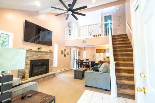 Albrightsville Casa | Home Tucked into Towamensing Trails