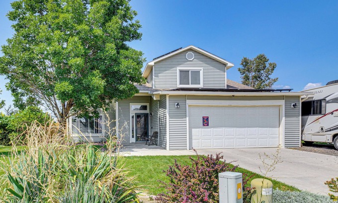 Fruita Casa | Home w/ Backyard ~ 12 Mi to Grand Junction!