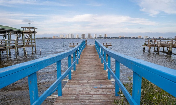 South Daytona Casa | Home with a view on the Halifax River