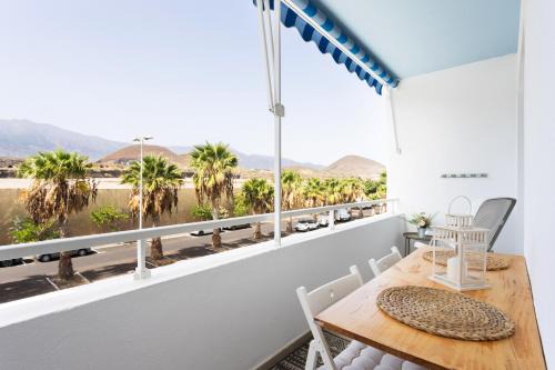 Guimar Apartamento | Home2Book Bright Apt in Puertito, Terrace & Pool