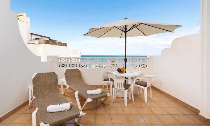 Puerto Lajas Apartamento | Home2Book Charming Casa Marinera, Terrace