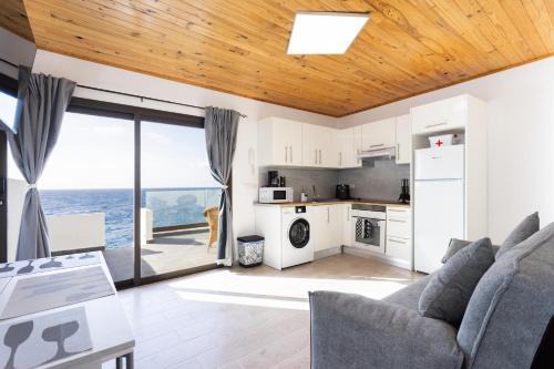 Los Gavilanes Apartamento | Home2Book Serene Stay & Sea View Terrace in Arico