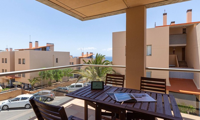 Esquinzo Apartamento | HomeForGuest Apartamento con terraza y piscina a 500m Playa de Esquinzo
