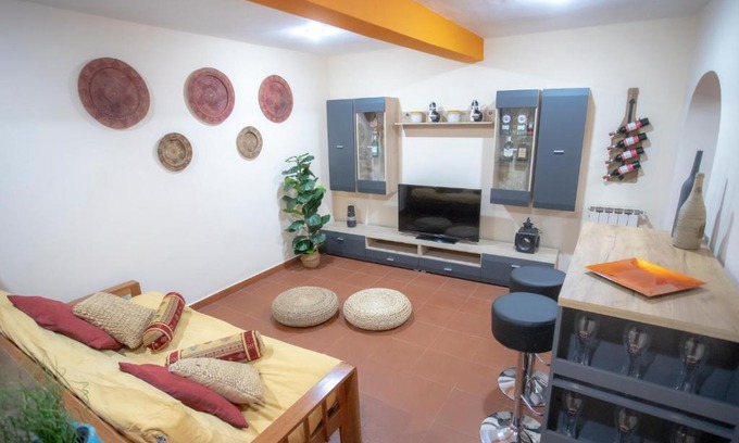 Monti Apartamento | HomeHouse Serpenti - Colosseum - Rione Monti