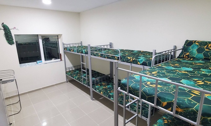 Sharjah Apartamento | Homely Hostel - Spacious and clean bedspace in prime location on Al Wahda Street